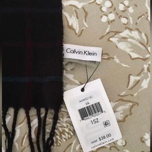 NWT Calvin Klein adult scarf
